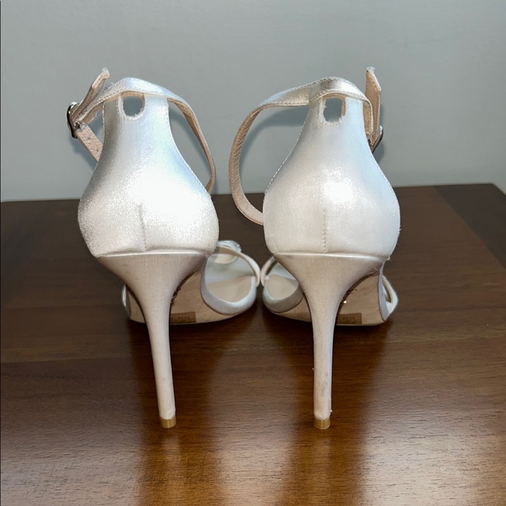 Stuart Weitzman Satin Bow Crystal Heels – Elegant Bridal/Evening Sandals sz 8 - Picture 3 of 12
